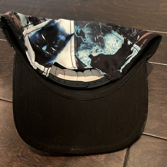 Batman youth hat NWT - Picture 4 of 8